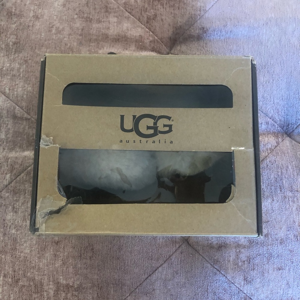 UGG boots for toddlers (tan & cream) Sz M